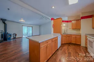 31 Knoll Ridge Dr, Asheville, NC 28804 - Photo 14