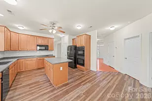 2216 Sunny Valley Ct, Fort Mill, SC 29720 - Photo 18