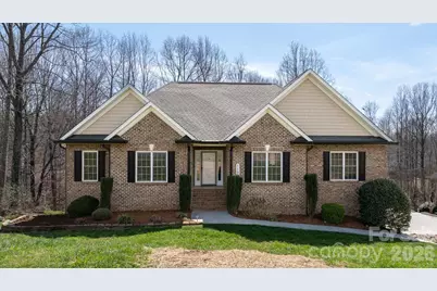1158 Waterford Drive, Hickory, NC 28602 - Photo 1