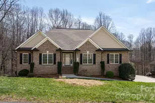 1158 Waterford Dr, Hickory, NC 28602 - Photo 24
