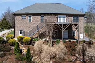 1158 Waterford Dr, Hickory, NC 28602 - Photo 20