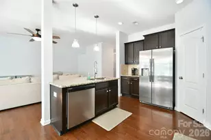 104 Burlingame Ct, Mooresville, NC 28117 - Photo 8