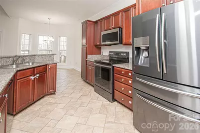 2725 Lakeview Circle, Matthews, NC 28105 - Photo 26