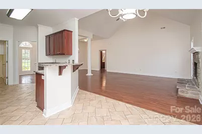 2725 Lakeview Circle, Matthews, NC 28105 - Photo 24