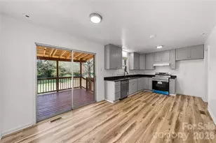 2517 Gum Wood Ct, Matthews, NC 28105 - Photo 14