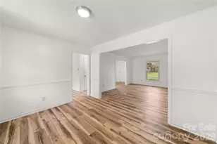 2517 Gum Wood Ct, Matthews, NC 28105 - Photo 8