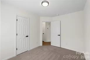 11434 Northwoods Forest Dr, Charlotte, NC 28214 - Photo 32