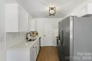 11434 Northwoods Forest Dr, Charlotte, NC 28214 - Photo 14