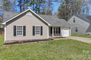 11434 Northwoods Forest Dr, Charlotte, NC 28214 - Photo 4