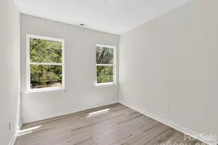 655 Stillgreen Ln, Charlotte, NC 28214 - Photo 20