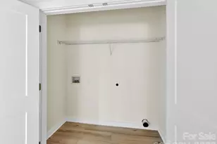 655 Stillgreen Ln, Charlotte, NC 28214 - Photo 24