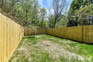 655 Stillgreen Ln, Charlotte, NC 28214 - Photo 6