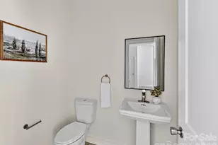 655 Stillgreen Ln, Charlotte, NC 28214 - Photo 12