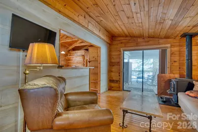 292 Crow Lane, Burnsville, NC 28714 - Photo 4