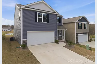 1006 20th Avenue Loop SE, Hickory, NC 28602 - Photo 2