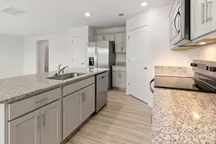 1006 20th Ave Loop SE, Hickory, NC 28602 - Photo 10