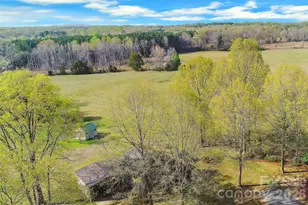 210 Southern Farm Rd, Gastonia, NC 28056 - Photo 2