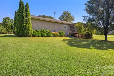 1254 Heritage Farm Road, Hickory, NC 28601 - Photo 4