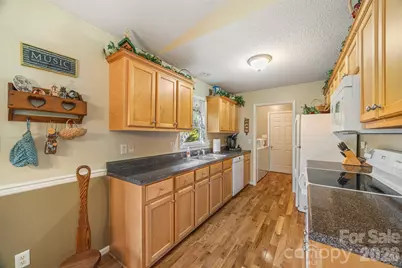 1254 Heritage Farm Road, Hickory, NC 28601 - Photo 14