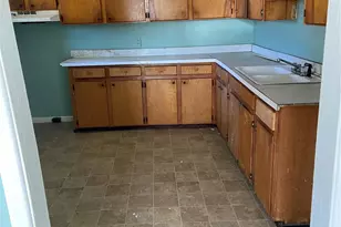 1660 Windsor St, Orangeburg, SC 29115 - Photo 14