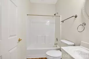 4492 Antelope Ln, Charlotte, NC 28269 - Photo 36