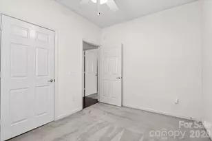 4492 Antelope Ln, Charlotte, NC 28269 - Photo 34