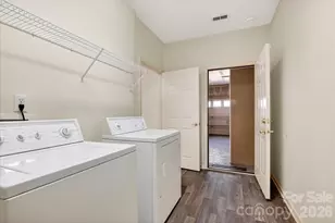 4492 Antelope Ln, Charlotte, NC 28269 - Photo 24