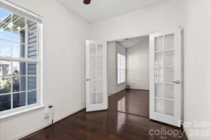 4492 Antelope Ln, Charlotte, NC 28269 - Photo 16