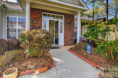 4492 Antelope Lane, Charlotte, NC 28269 - Photo 4