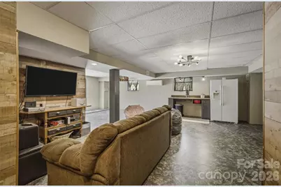 900 Magnolia Avenue NE, Valdese, NC 28690 - Photo 26