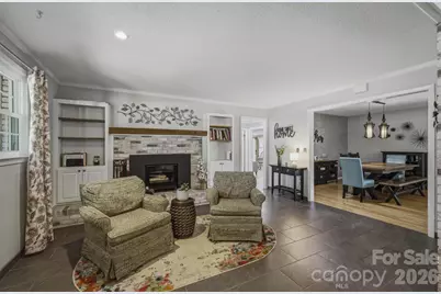 900 Magnolia Avenue NE, Valdese, NC 28690 - Photo 8