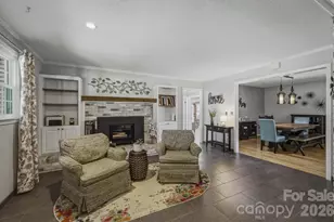 900 Magnolia Ave NE, Valdese, NC 28690 - Photo 8