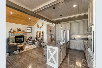 3753 Laurel Park Highway, Hendersonville, NC 28739 - Photo 14