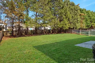 8723 Huntland Ct, Charlotte, NC 28277 - Photo 40