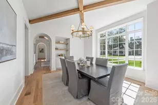 221 N Canterbury Rd, Charlotte, NC 28211 - Photo 16