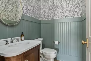 221 N Canterbury Rd, Charlotte, NC 28211 - Photo 22