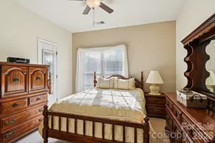 13234 Eastfield Village Ln, Charlotte, NC 28269 - Photo 14