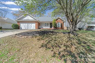 1613 Winthrop Ln, Monroe, NC 28110 - Photo 2