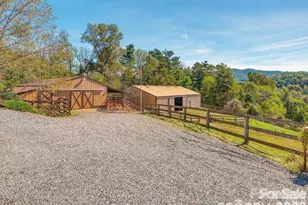 40 Chambers Dr, Weaverville, NC 28787 - Photo 38