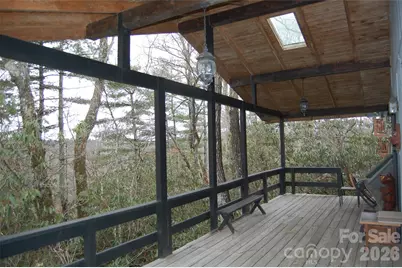 202 Knoll Circle, Newland, NC 28657 - Photo 2