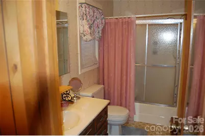 202 Knoll Circle, Newland, NC 28657 - Photo 10