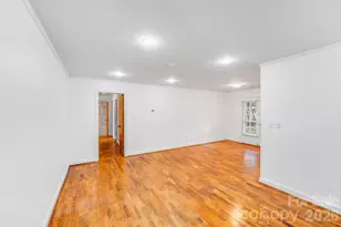 405 W Harvie Ave, Gastonia, NC 28052 - Photo 12