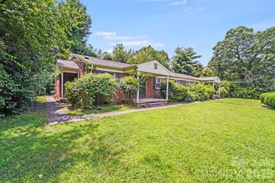 405 W Harvie Avenue #A&B, Gastonia, NC 28052 - Photo 1