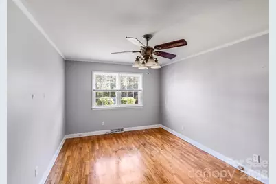 405 W Harvie Avenue #A&B, Gastonia, NC 28052 - Photo 22