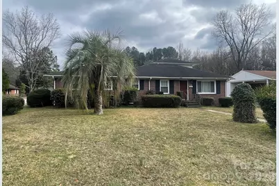 1529 W Market Street, Cheraw, SC 29520 - Photo 2