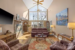 210 Claymoor Ct, Flat Rock, NC 28731 - Photo 6