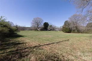 32547 Valley Dr, Albemarle, NC 28001 - Photo 6