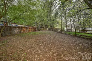 8908 Golf Ridge Dr, Charlotte, NC 28277 - Photo 8