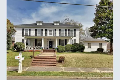192 W Court Street, Rutherfordton, NC 28139 - Photo 1