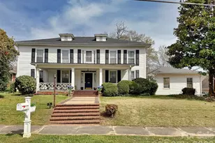 192 W Court St, Rutherfordton, NC 28139 - Photo 1